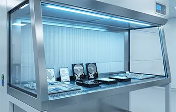 Hotte à flux laminaire en salle blanche ISO avec disques durs 2.5 et 3.5 pouces ouverts pour chirurgie mécanique et changement de têtes de lecture